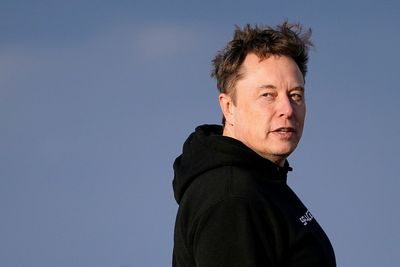 Musk’s X ‘amplified Islamophobia, hate speech and disinformation’ in grooming gangs debate, damning report says