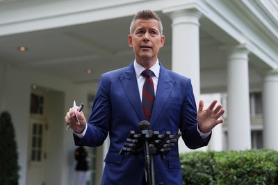 Sean Duffy blames Biden for Newark airport crisis, but also says it should’ve been fixed during Covid — when Trump was in office