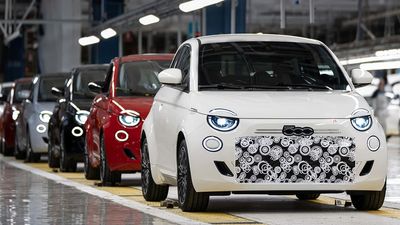 The Fiat 500 Gets Its Gas Engine Back And a Nice Surprise