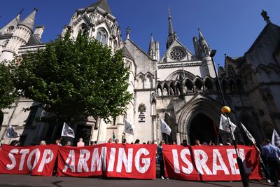 Campaigners take UK to court over export of F-35 components to Israel