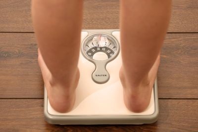 NHS introduces numberless scales to help obese children