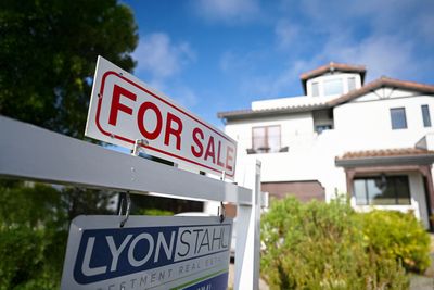 Home sellers are getting desperate