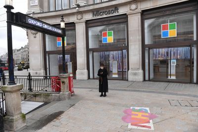 Microsoft facing multibillion-pound legal claim over software licence pricing