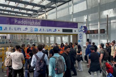 Watchdog criticises TfL over poor communication during power failure