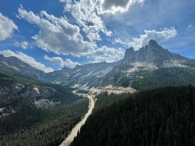 Three climbers die after falling down ravine in Washington national park