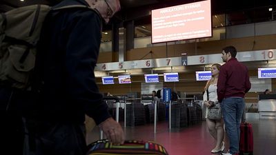Flights resume at Brussels Charleroi Airport after bomb threat on board Ryanair plane