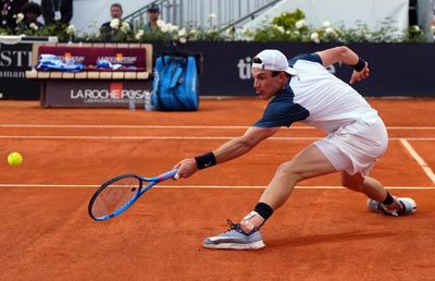Draper survives dramatic Moutet tussle to reach Italian Open quarter-final