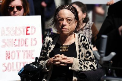 If in doubt on assisted dying, vote no, actress urges MSPs