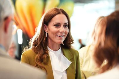 Kate hailed as UK fashion advocate as she wears Victoria Beckham outfit