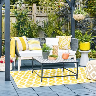 These are the 3 garden furniture styles that are going out of style in summer 2025 – and the pieces that are replacing them