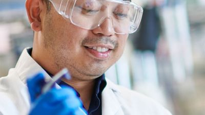 Top Biotech Halozyme Undercuts Its Breakout On Bad Medicare News