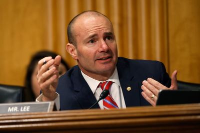 Bill to make pornography a federal crime introduced by GOP senator