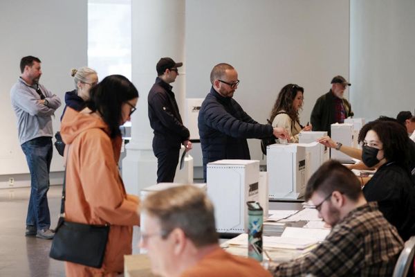 Canada’s Liberals inch toward majority, but one vote could decide key district election