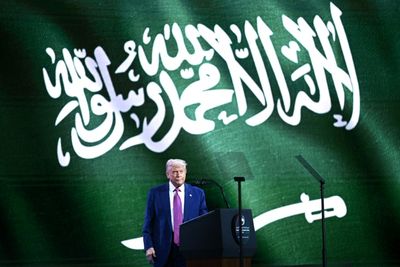Trump, Casting Himself As Peacemaker, To Lift Syria Sanctions