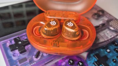 SteelSeries just launched a brand new limited edition GameBuds design, that looks like it stepped straight out of the late 90s