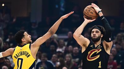 Max Strus's Unfortunate Group Text Message Goes Viral After Cavs Elimination