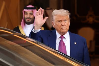‘Why wouldn’t I accept a gift?’ stumped Trump asks amid Qatari jet furor
