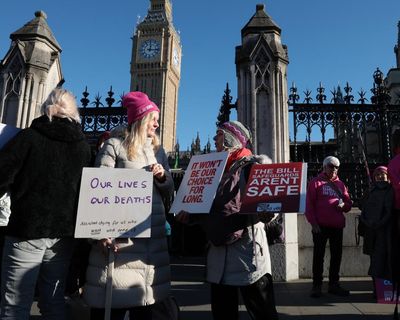 Royal College of Psychiatrists says it cannot yet support assisted dying bill