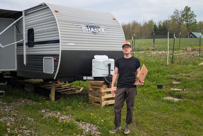Software engineer lost his $150K-a-year job to AI—he’s been rejected for 800 jobs and forced to DoorDash and live in a trailer to make ends meet