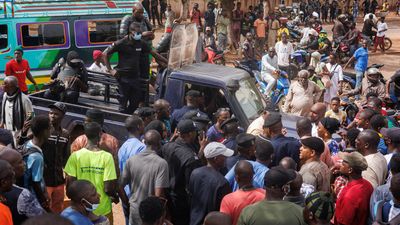 Mali dissolves all political parties as opposition figures disappear