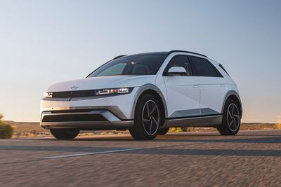 Edmunds electric SUV test: 2025 Hyundai Ioniq 5 vs 2026 Tesla Model Y