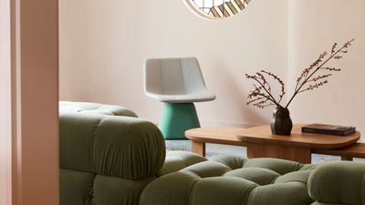 10 Pink and Green Living Room Ideas That'll Make You Think Again About This Color Combination