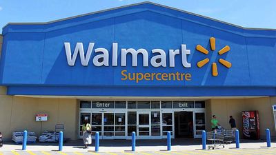 Walmart Earnings Top Views; Dow Giant Says Tariff Price Hikes Coming Soon