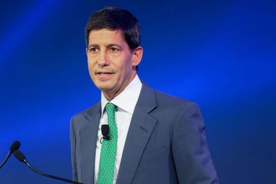 Squaring the accounts of Kevin Warsh, whom Trump could pick as Fed chairman next year