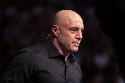 Joe Rogan Jokes About Beating Two UFC Stars In Strength Test