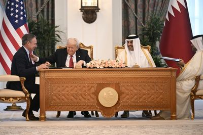 Trump Announces Big Boeing Order For Qatar Airways