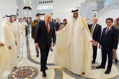 Trump marvels at wealth of his Arab hosts while he eyes White House and Air Force One upgrades