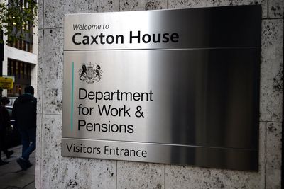 DWP should have legal duty to look after vulnerable benefits claimants, say MPs