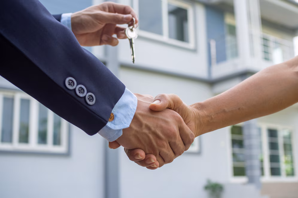 No Signs, No Stress: Why More Homeowners Are Selling for Cash