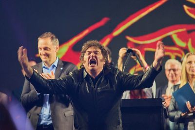 Argentina orders immigration crackdown with new decree to 'make Argentina great again'