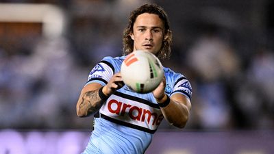 Hynes embraces Origin silence as boost for Sharks