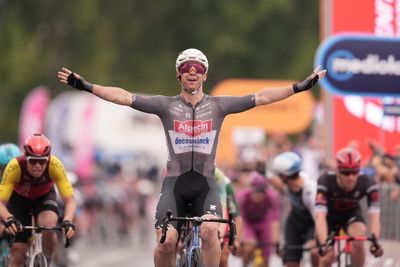 Giro d’Italia 2025 LIVE: Stage 6 result and updates as Kaden Groves seals first win of 2025 on crash-disrupted day