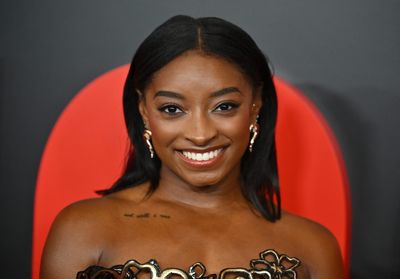 Simone Biles reveals the mantra she repeats to herself when she's overwhelmed—it gets the Olympic gold medalist through moments when she doubts herself