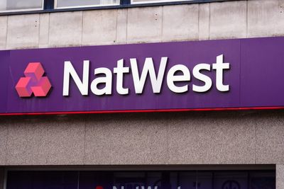 Government stake in NatWest falls below 1%