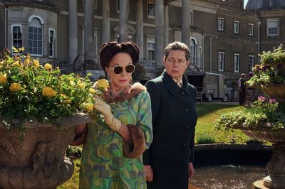 First look at Joan Collins as Wallis Simpson in The Bitter End revealed