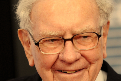 End of an Era: Warren Buffett Quits at 94, Citing Age in Shock Resignation