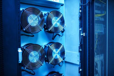 Intel Makes a Cool Move With Shell, But Will Investors Warm Up?