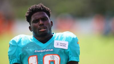 Colts Delete Schedule Release Video Over ‘Insensitive’ Shot at Tyreek Hill