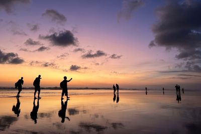 Obsessed stalker threatened to kidnap social media influencer who he followed to Bali