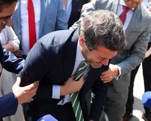 Portuguese far-right leader taken to hospital after second collapse
