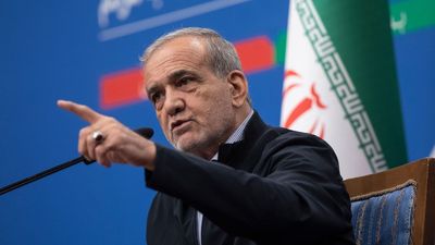 Trump says Iran has ‘sort of’ agreed to nuclear deal, despite warning of ‘violent course’