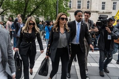 Alina Habba taunted with boos and shouts of ‘shame’ as she arrives at hearing for arrested Newark mayor