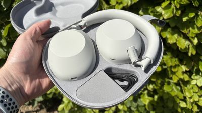 Sony unveils WH-1000XM6 wireless headphones, claims it’s “the best noise-cancelling product in the market”