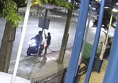 Bangkok cable thieves shocked in the act