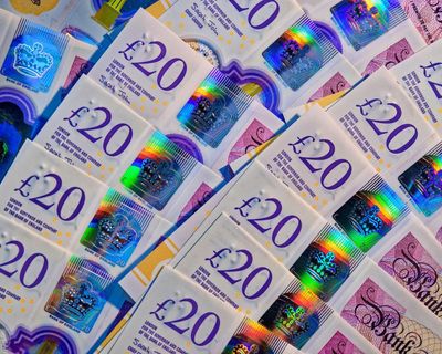 Cash Isas: ministers sound out City bosses on cutting £20,000 tax-free allowance