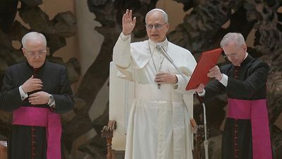 Pope Leo XIV offers to host Ukraine-Russia peace talks at the Vatican